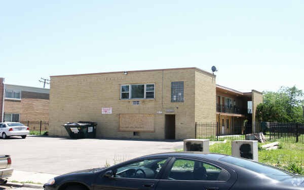 Foto del edificio - 10512 Crown Rd