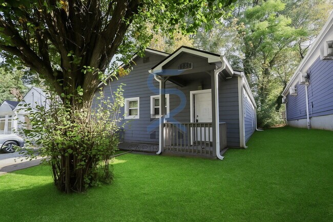 Foto del edificio - Move in before December 31st and get $100 OFF your rent for the first 3 months — PLUS a $250 Amaz...