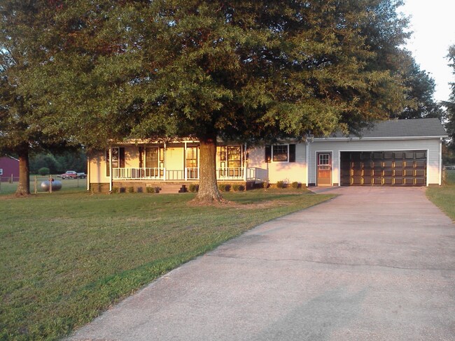 Building Photo - 20556 Johnson Rd