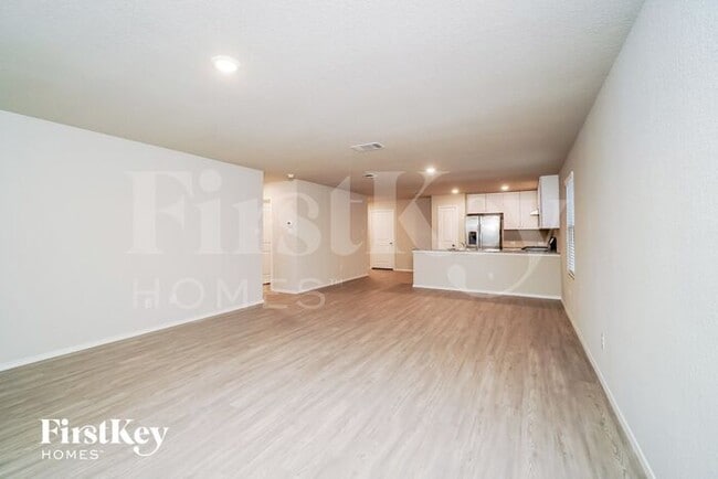 Building Photo - 5312 Fair Moon Dr