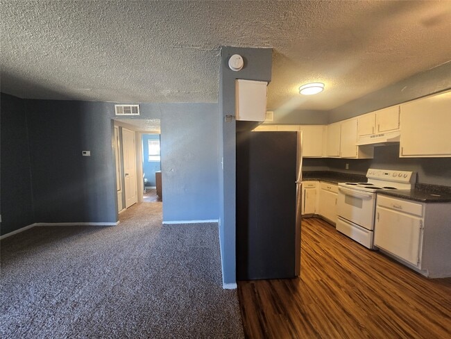 Building Photo - 2311 71st St