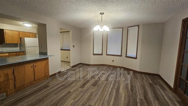 Foto del edificio - 714 W Kiernan Ave