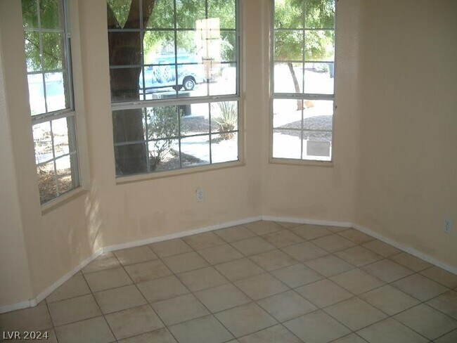 Foto del edificio - 3427 Outlook Point St