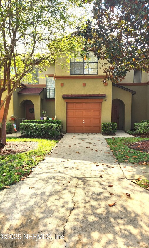Foto principal - 426 Honeycomb Way