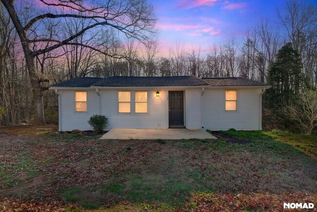 Building Photo - Charming 2BR House in Bessemer City