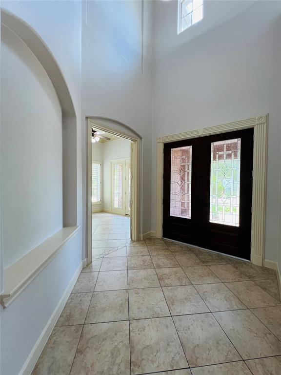 Building Photo - 5907 Sandia Lake Ln
