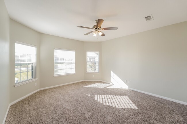 Building Photo - 1603 Yellow Stone Dr