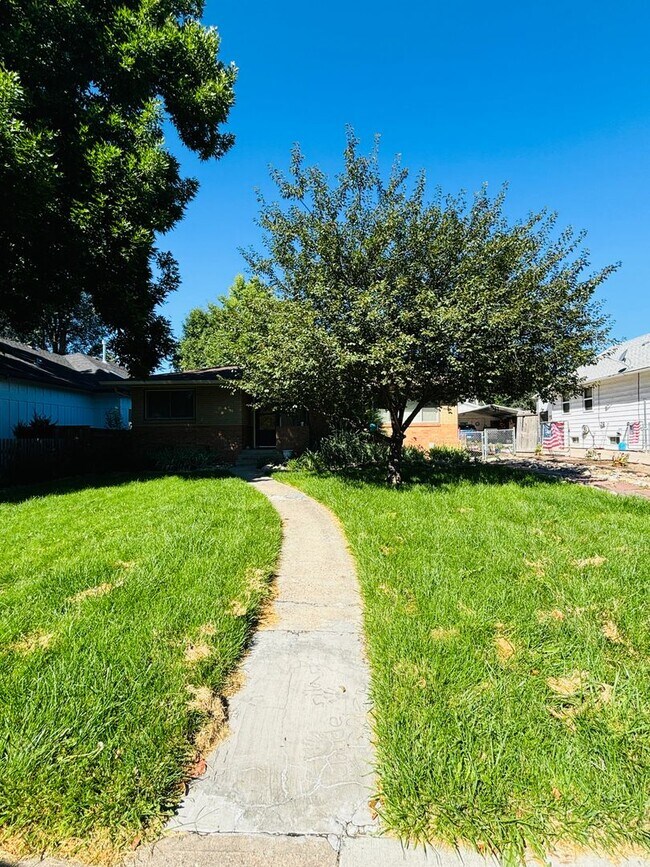 Foto del edificio - 723 Stover St