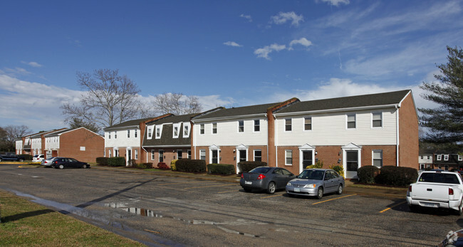 Building Photo - Hodges Ferry East Townhomes