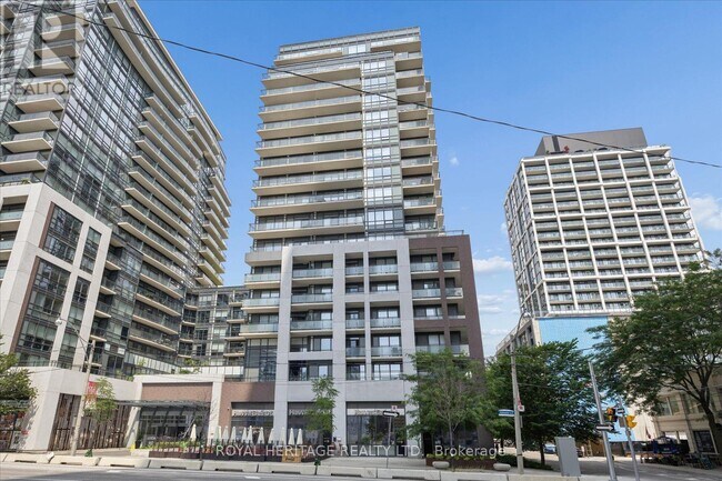 Photo du bâtiment - 460 Adelaide St E