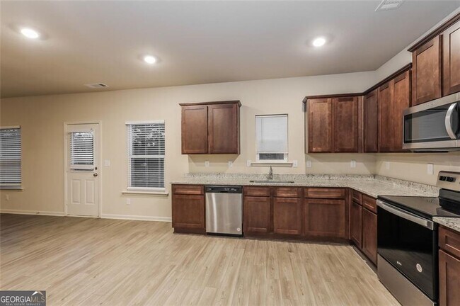 Foto del edificio - 148 Oliver Dr