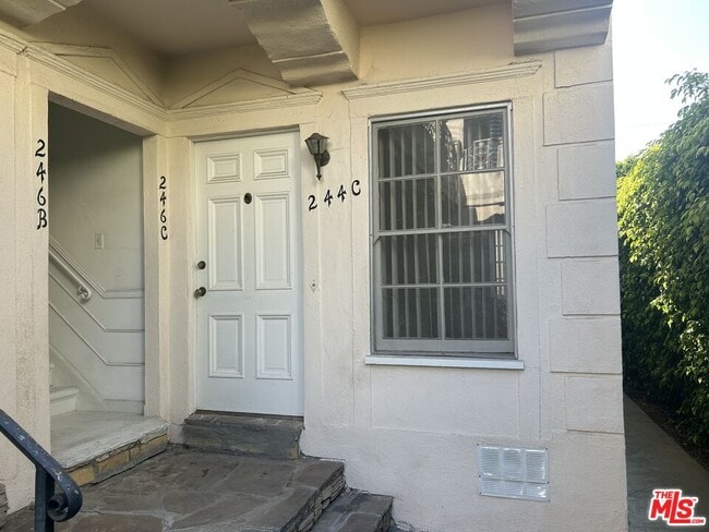 Building Photo - 244 S Lasky Dr