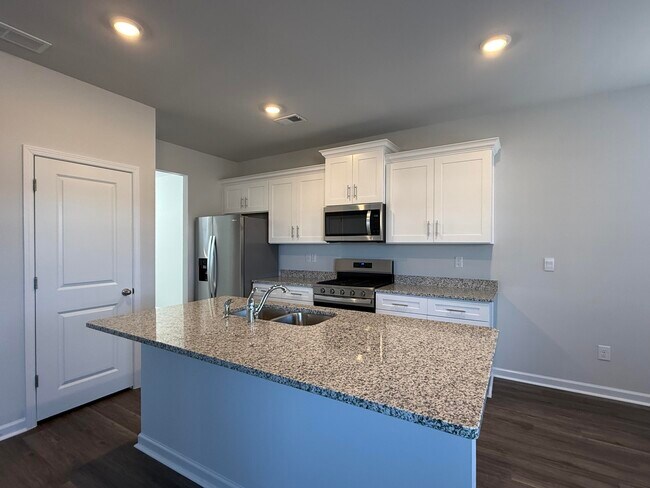 Foto del edificio - 935 Raghorn Rd