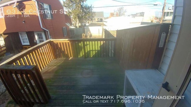 Foto del edificio - 631 E Chestnut St