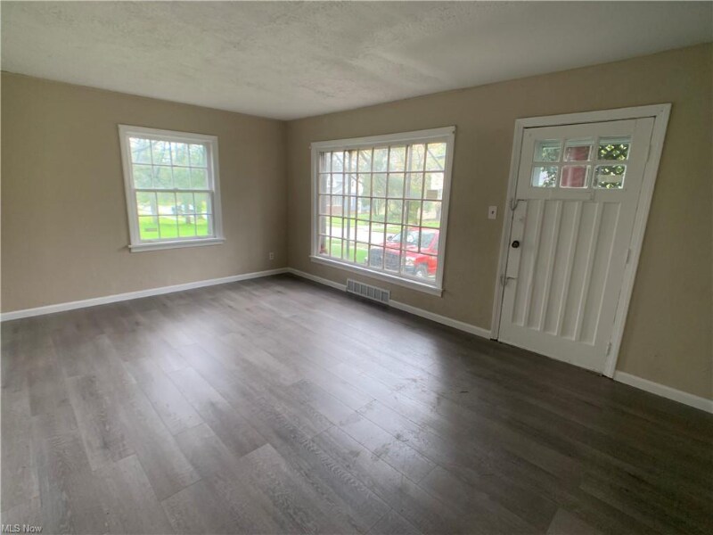 615 W Boston Ave, Youngstown, OH 44511 Room for Rent in Youngstown