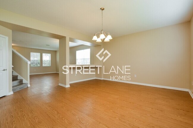 Building Photo - Now offering first full month free!!