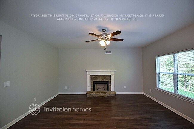 Building Photo - 26 Oakbrook Dr