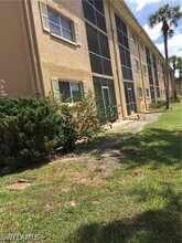 Building Photo - 5651 Rattlesnake Hammock Rd