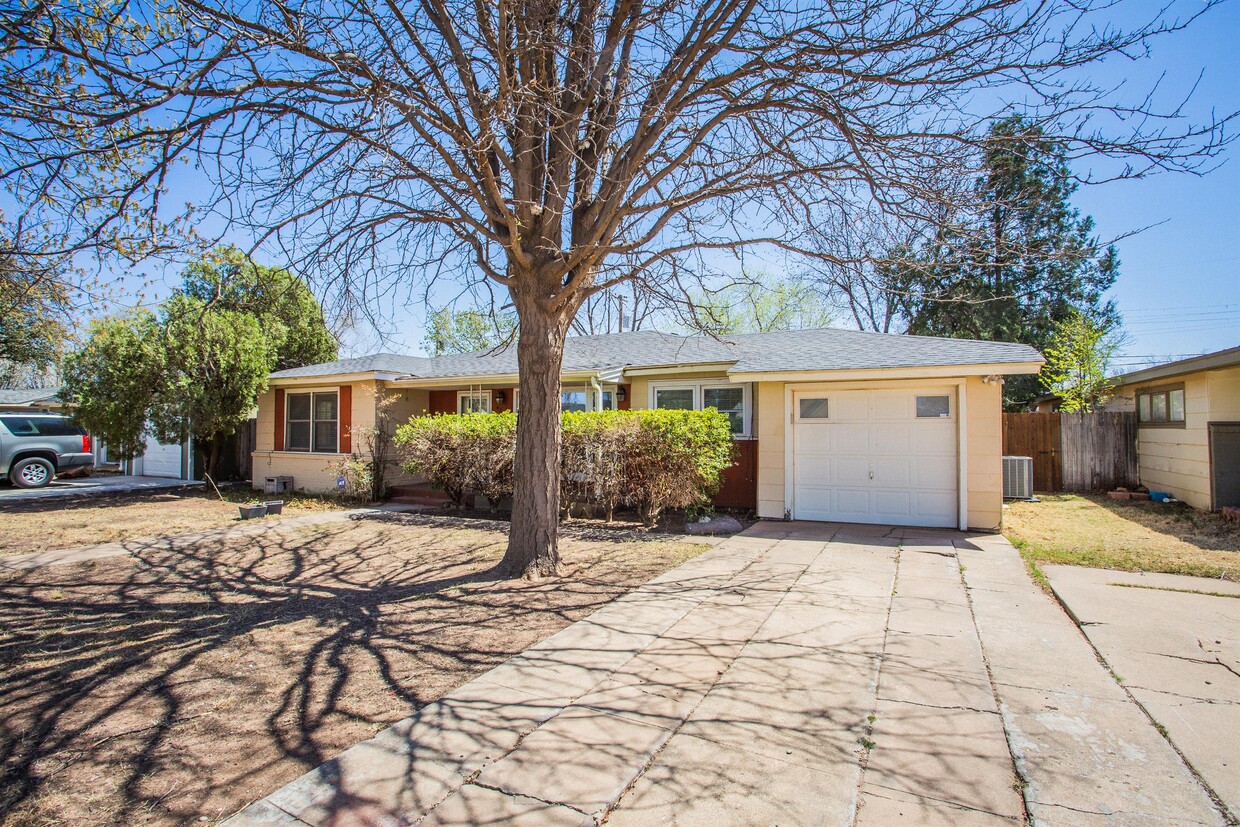 Foto principal - 4213 40th St