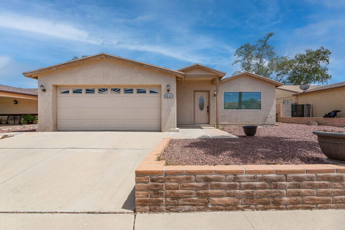 Foto principal - Tucson, AZ - Single-Family - $1,745.00 Ava...