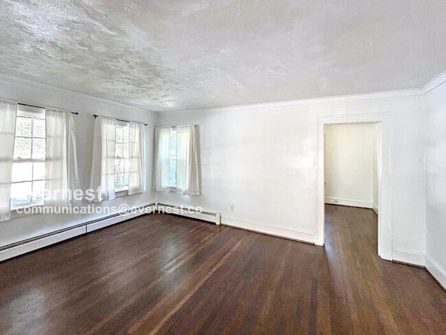 Foto del edificio - 305 N Boundary St