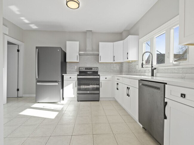 Foto del edificio - Nice 5 bed in Medford