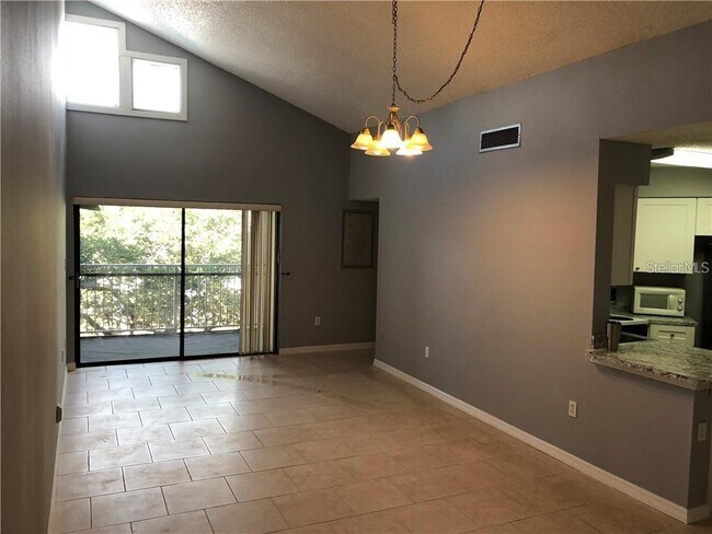 Building Photo - 3600 Southpointe Dr