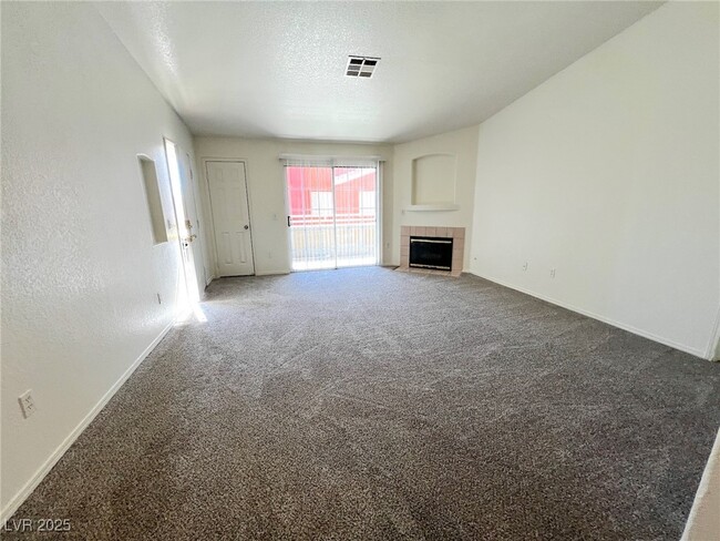 Foto del edificio - 4730 E Craig Rd