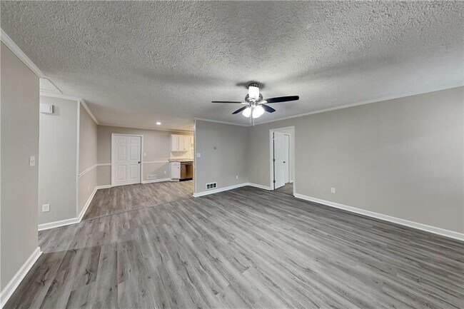 Foto del edificio - 2820 Broxton Mill Ct