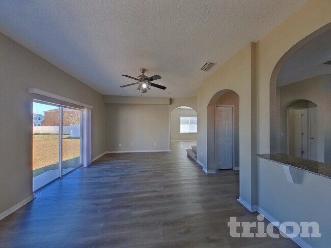 Foto del edificio - 12603 Longcrest Dr