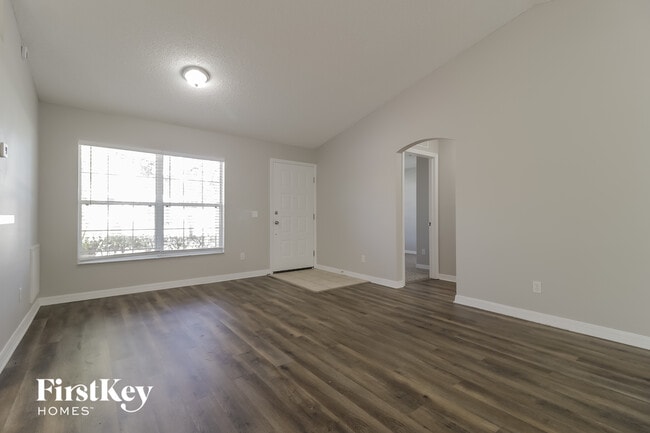 Building Photo - 2417 Larkwood Rd