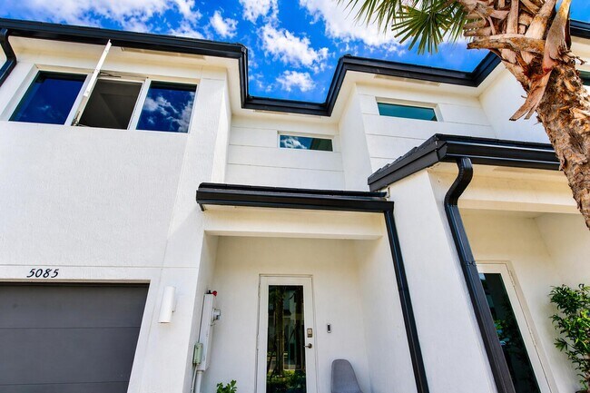 Foto del edificio - 5085 SW 37th St