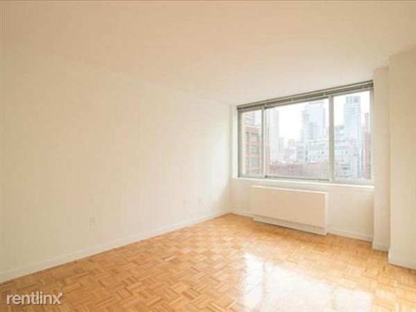 Building Photo - 244 W 56th St