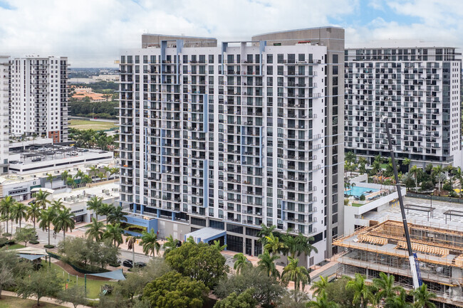 Additional Building View - 5350 Park