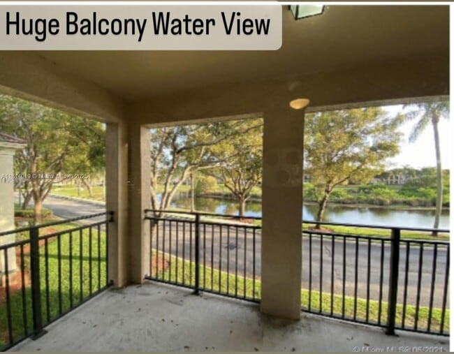 Building Photo - 2412 Centergate Dr