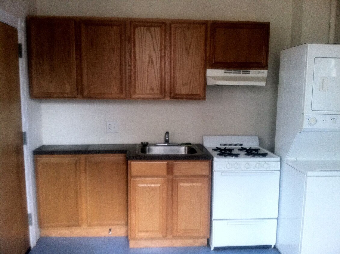 724 Tasker Apartment for Rent in Philadelphia, PA
