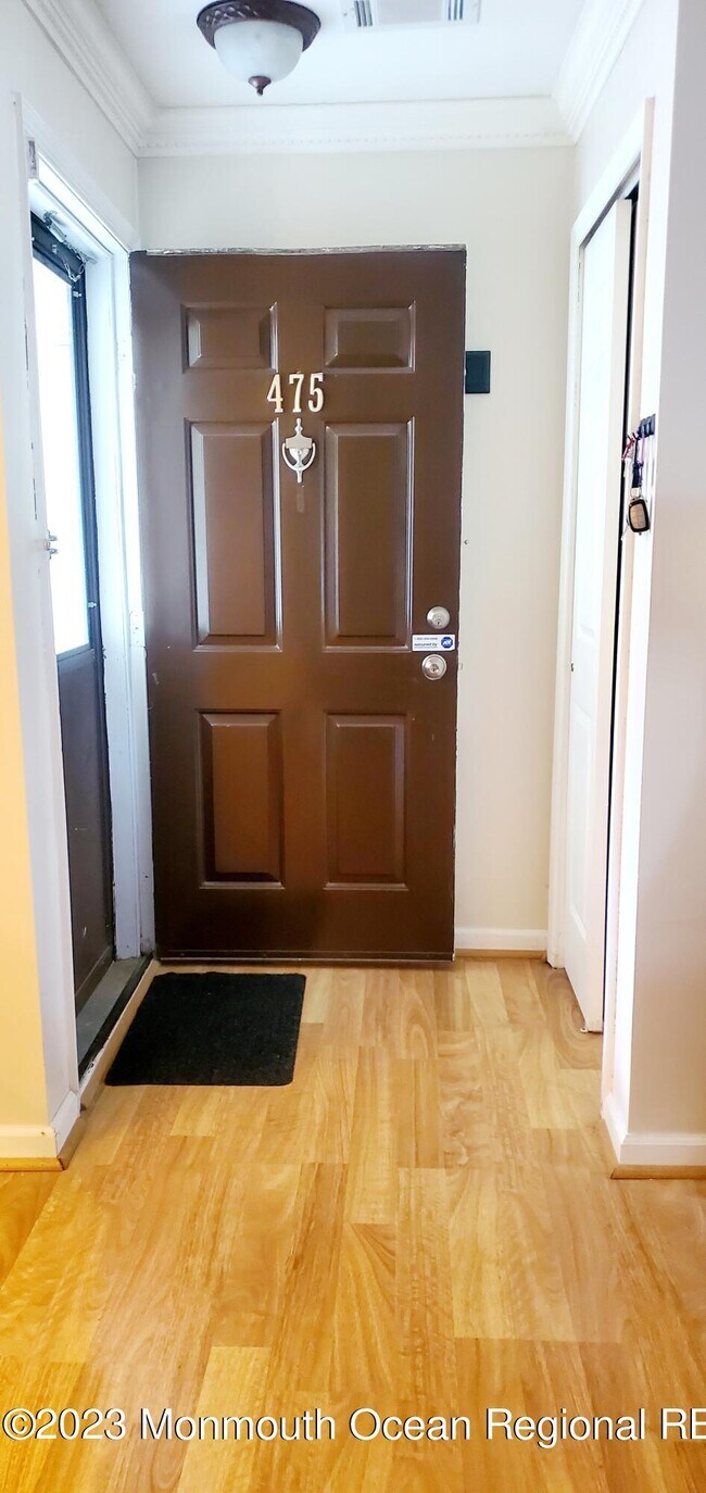 475 Hawthorne Pl, Marlboro, NJ 07751 Condo for Rent in Marlboro, NJ