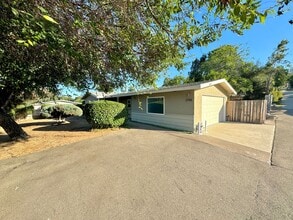 Building Photo - 2156 Montiel Rd