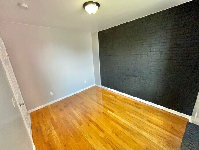 Foto del edificio - 366 4th Ave