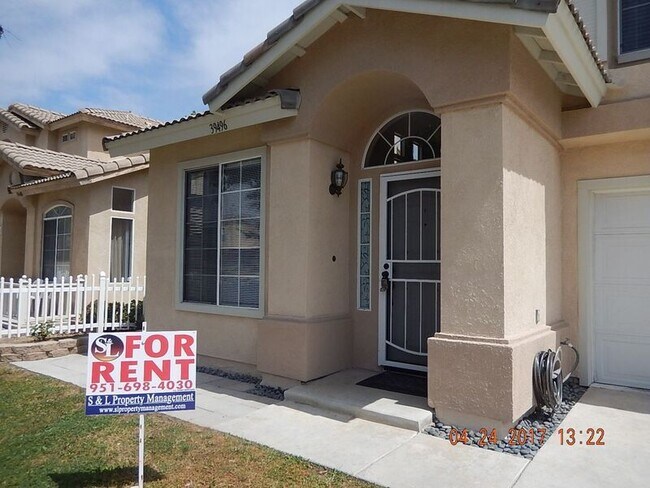 Foto del edificio - 39496 Heatherstone Ct