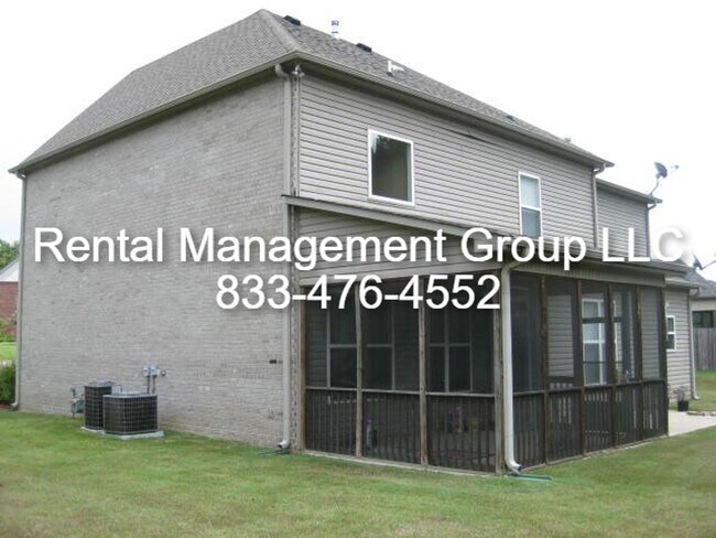 Foto del edificio - Large 4 Bedroom 2.5 Bath Trussville Home For Lease