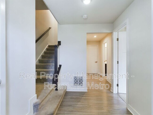 Foto del edificio - 537 Crofton Village Terrace