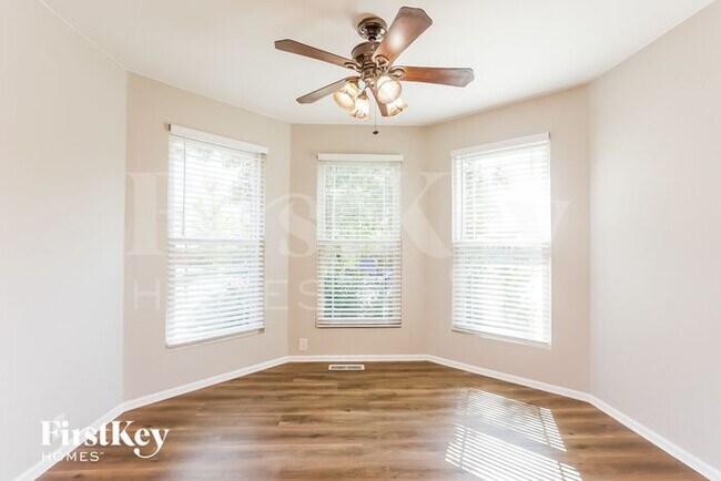 Building Photo - 11681 Kearney Way