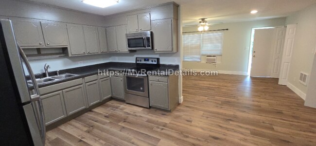 Foto del edificio - 40 Dortch Ave