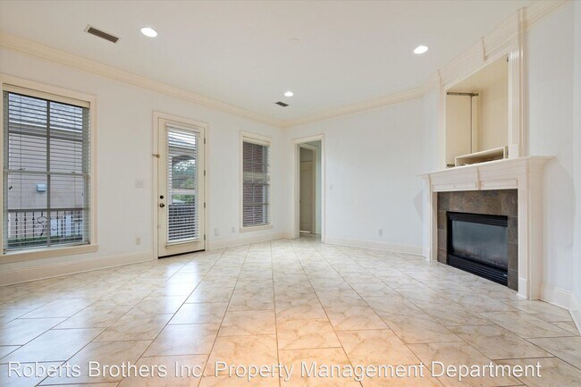 Building Photo - 6 br, 4.5 bath House - 7132 Charleston Poi...