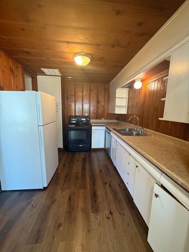Foto del edificio - Spacious 3 Bedroom, 2 Bath Home in Springfield, MO!