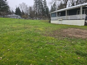 Building Photo - 2085 Wolf Ln