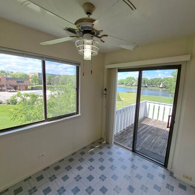 Foto del edificio - 226 Arrowwood Ct