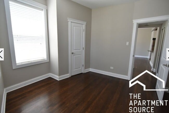 Building Photo - 3802 N Pine Grove Ave