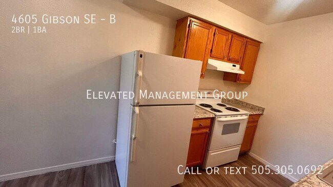 Building Photo - Beatiful first floor unit!!! 2 Bedroom Rea...